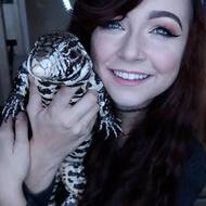 Maddie Smith, 25 (YouTube明星)
