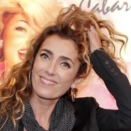 Mademoiselle Agnes, 56 (Journalist)