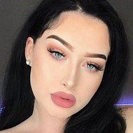 Madison White, 27 (YouTube明星)