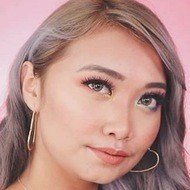 Mae Layug, 31 (Estrella de YouTube)