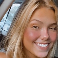 Maeva Reichert, 20 (TikTok Star)