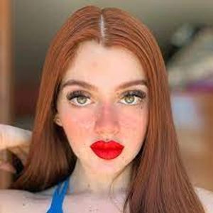 Mafer Urías, 27 (TikTok Star)