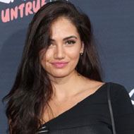 Maggie Duran, 30 (模特)