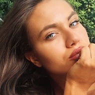 Maggie Petrova, 32 (Blogger)