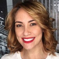 Magnolia Kasse, 49 (TV Show-Gastgeber)