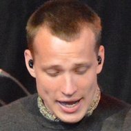 Magnus Larsson, 35 (Bassist)