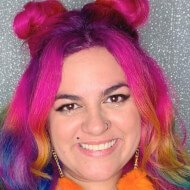 Maira Medeiros, 39 (YouTube明星)