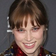 Makenzie Leigh, 35 (電視女演員)