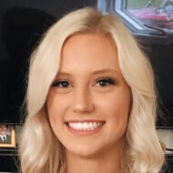 Mallory Small, 24 (TikTok明星)