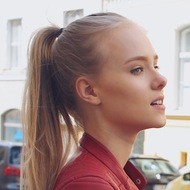 Mandi Olivias, 23 (YouTube明星)