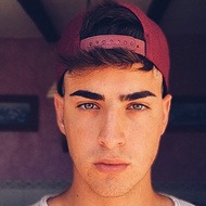 Manu Martín, 26 (Instagram明星)