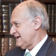 Manuel Elkin Patarroyo, 77 (药理师)