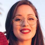 Mari Cruz, 32 (TikTok Star)