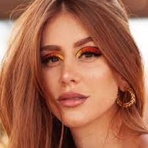 Mari Maria, 31 (YouTube明星)