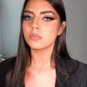 Maria Margarida, 32 (Instagram Star)