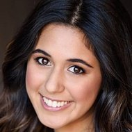 Maria Quezada, 24 (Attrice TV)