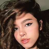 Mariana Froes, 22 (Pop Singer)
