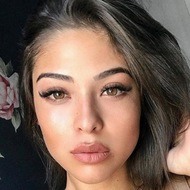 Marianne Dassiou, 32 (Instagram明星)