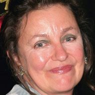 Marianne Wiggins, 78 (小说家)