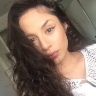 Marie Edwards, 31 (YouTube明星)