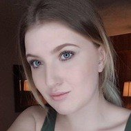 Marie Schiavone, 28 (YouTube Star)