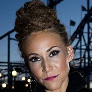 Mariette Hansson, 42 (流行歌手)