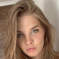 Mariia Arsentieva, 28 (Instagram Star)