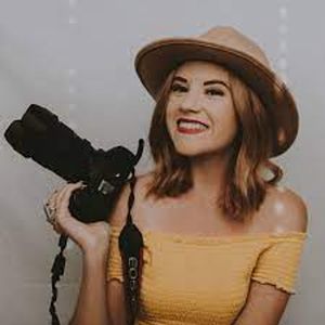 Marina Williams, 30 (Photographer)