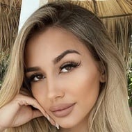 Marine Mametz, 25 (YouTube明星)