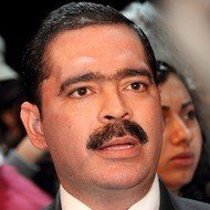 Mario Quintero, 49 (世界音樂歌手)