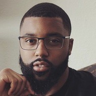 Mark Dewitt White, 31 (Estrella de Instagram)