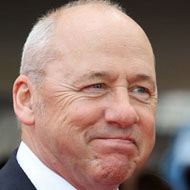 Mark Knopfler, 74 (吉他手)