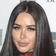 Marnie Simpson, 32 (現實之星)