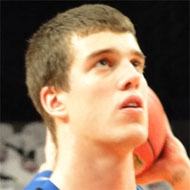 Marshall Plumlee, 33 (篮球运动员)
