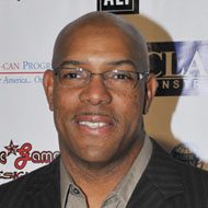 Marvin Smith, 64 (鼓手)