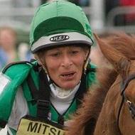 Mary King, 64 (Jinete)
