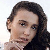 Mary Leest, 26 (Model)