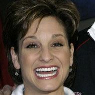 Mary Lou Retton, 56 (体操运动员)