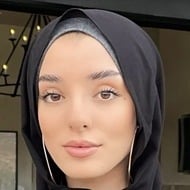 Maryam Amaria, 26 (Instagram Star)
