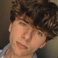 Mason Neisen, 22 (Snapchat Star)