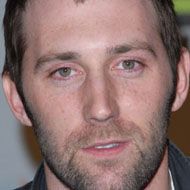 Mat Kearney, 46 (Cantante pop)