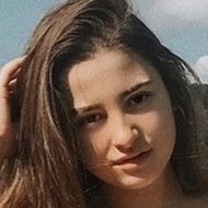 Matilda Devries, 20 (Pop Singer)