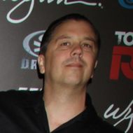Matt Freeman, 57 (Baixista)