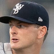 Matt Krook, 31 (Joueur de baseball)