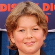 Matthew Josten, 26 (Attore di voce)