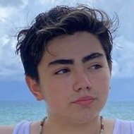 Mauricio De Leon, 19 (TikTok Star)