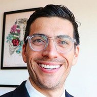 Mauricio González, 42 (医生)