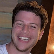 Max Abrams, 27 (TikTok明星)