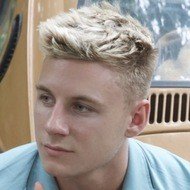 Max Wyatt, 25 (Instagram明星)