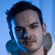 Maxime Tabart, 28 (Magician)